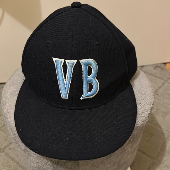 Men’s basketball cap by Richardson - Picture 1 of 3